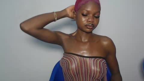 seductive_sugar247 online show from April 7, 8:04 am