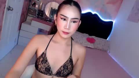 Vanessa online show from May 16, 12:40 am