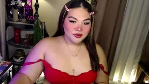 Its me Jazzi online show from July 13, 6:27 am