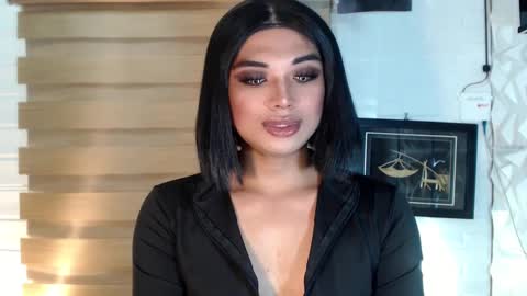 Snapshot of seductivedeluxe69 chatting on March 3, 3:09 pm Deluxe online show from March 3, 3:09 pm