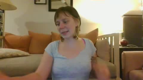 Snapshot of seductivelittlemave99 chatting on October 3, 8:22 am seductivelittlemave99 online show from October 3, 8:22 am