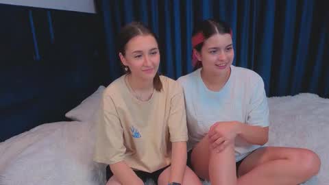 Melborn online show from November 12, 4:07 pm