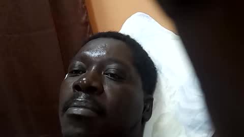 Snapshot of sefford716218 chatting on February 11, 2:46 am sefford716218 online show from February 11, 2:46 am