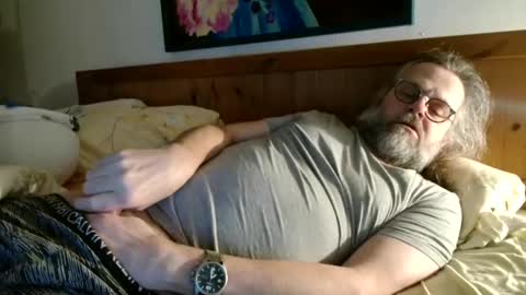 Snapshot of sehr_gespannt chatting on February 2, 6:26 am sehr_gespannt online show from February 2, 6:26 am