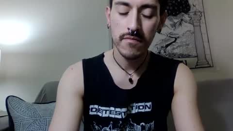 Snapshot of seitans_curse666 chatting on March 12, 3:02 am seitans curse666 online show from March 12, 3:02 am