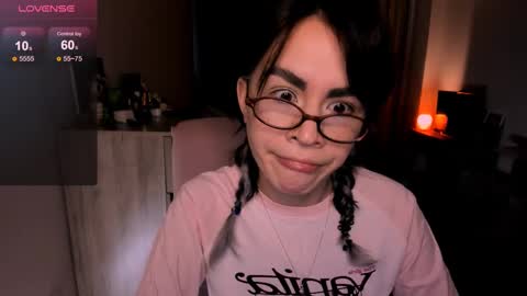 selectrra online show from February 19, 12:00 pm