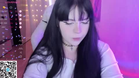 Selena  online show from March 4, 11:05 am