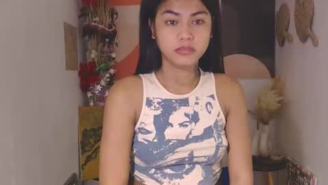 selena_fox2000 online show from December 22, 1:46 am