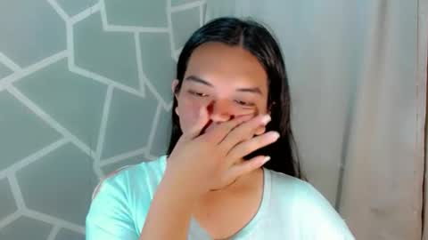 Snapshot of selena_fuckdoll chatting on May 1, 11:31 pm Selena online show from May 1, 11:31 pm