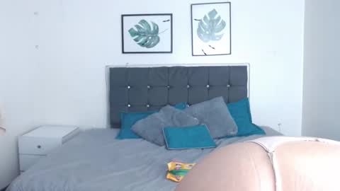 Snapshot of selena_hotmilf chatting on November 15, 3:08 pm Selena online show from November 15, 3:08 pm