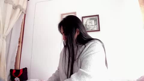 Snapshot of selena_jhonson1 chatting on October 22, 2:50 pm Karen online show from October 22, 2:50 pm