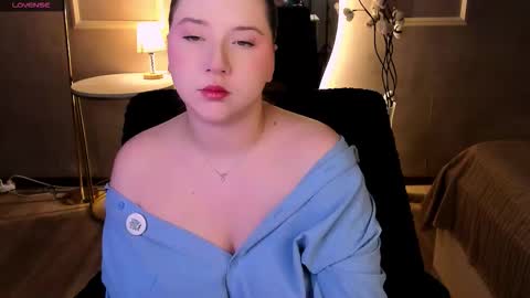 Selena online show from February 6, 1:36 pm