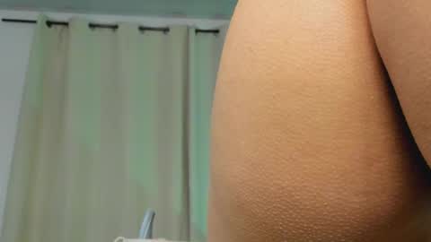 selenafox online show from September 12, 1:38 am