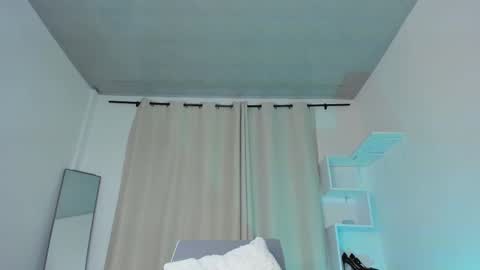 selenafox online show from October 3, 2:08 am