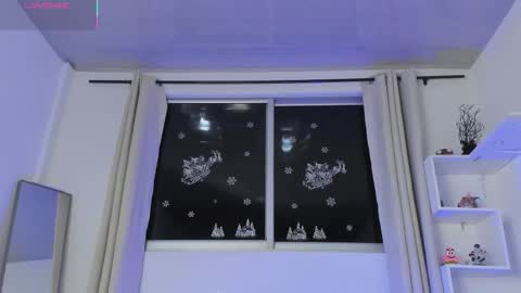 selenafox online show from November 15, 1:58 am