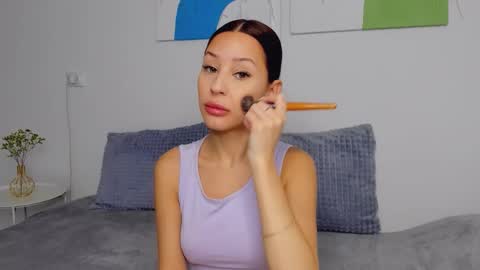 Selena online show from February 4, 7:14 am