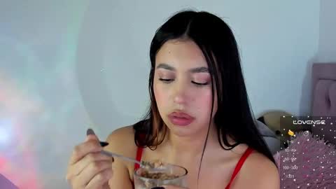 Snapshot of selene_e chatting on January 26, 2:56 am Karol. online show from January 26, 2:56 am