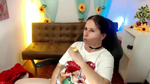 selene online show from February 24, 5:31 pm