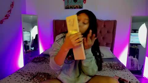 selene rushe online show from April 27, 12:58 pm