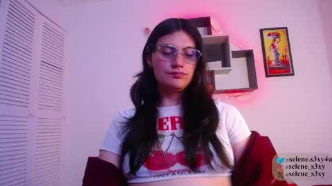 selene_s3xy online show from March 20, 11:53 pm