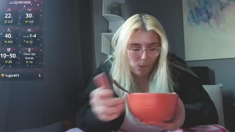 Selene online show from April 8, 10:54 pm