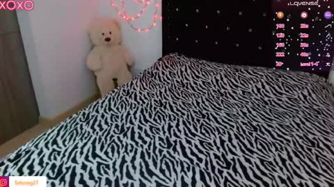 Snapshot of seleneg chatting on September 10, 4:12 am Selene G online show from September 10, 4:12 am