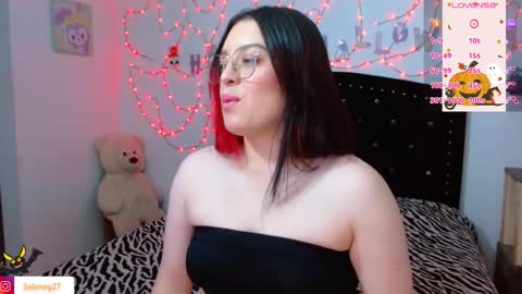 Snapshot of seleneg chatting on October 24, 2:52 am Selene G online show from October 24, 2:52 am