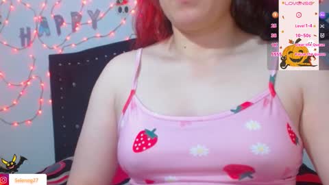 Snapshot of seleneg chatting on October 29, 4:48 am Selene G online show from October 29, 4:48 am