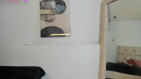 Snapshot of selenem_ chatting on October 26, 11:49 am Selene online show from October 26, 11:49 am