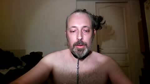 Snapshot of selfsuckin35 chatting on October 2, 8:16 pm call me how you want its ok online show from October 2, 8:16 pm