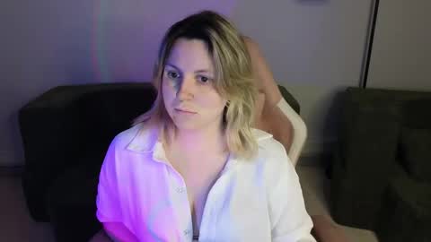 Selin online show from April 23, 2:24 am