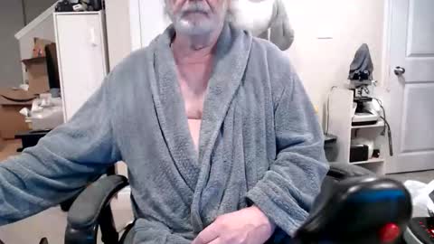 selkie2s online show from April 18, 3:05 pm