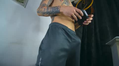 sem_alas online show from November 8, 12:33 am