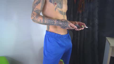 sem_alas online show from February 1, 9:13 pm