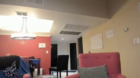 Snapshot of senditquick chatting on October 31, 11:00 am senditquick online show from October 31, 11:00 am