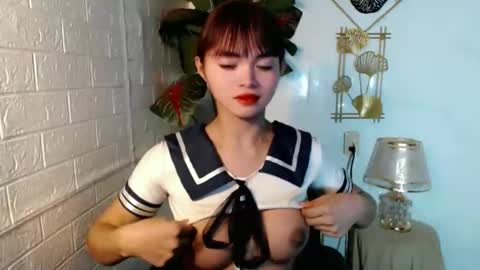 sensational_yeng online show from April 18, 1:37 pm