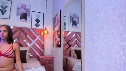 Snapshot of sensual_aura chatting on February 12, 9:31 am sensual_aura online show from February 12, 9:31 am