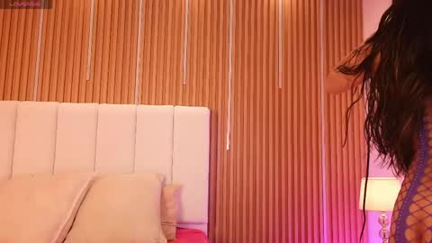 Sensual Kim77 online show from May 11, 12:55 pm