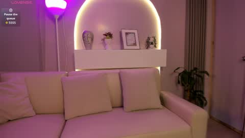 sensual_shanel online show from April 2, 2:09 am