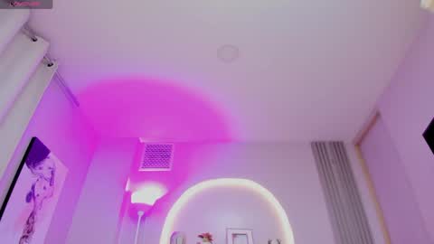 sensual_shanel online show from April 12, 2:49 am