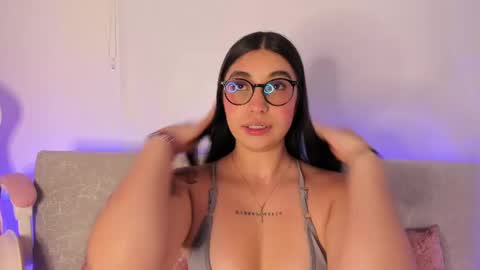 Snapshot of sensualhaven_ chatting on March 4, 3:00 am sensualhaven_ online show from March 4, 3:00 am