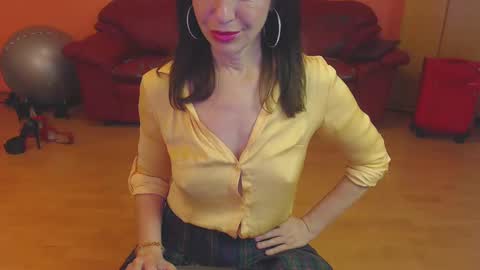 Snapshot of sensualmyra chatting on January 12, 8:25 am sensualmyra online show from January 12, 8:25 am