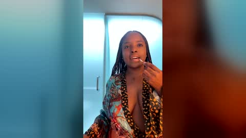 Snapshot of sensualprima chatting on March 5, 12:45 pm sensualprima online show from March 5, 12:45 pm
