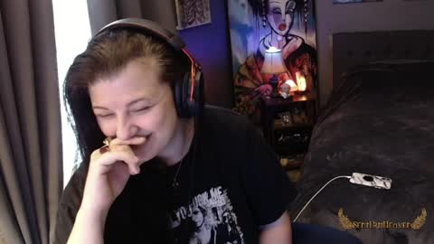 Tara online show from April 9, 1:05 pm