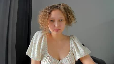 senya_sol online show from February 6, 8:51 am
