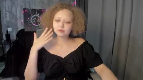 senya_sol online show from June 20, 8:22 pm