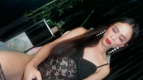 senyora_evangelista online show from April 16, 6:25 am