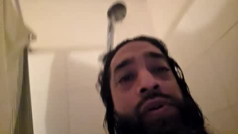 Snapshot of serani02 chatting on December 16, 7:13 am Serani online show from December 16, 7:13 am