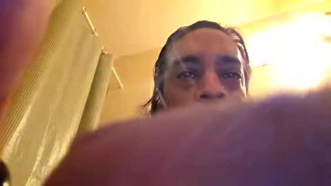 Snapshot of serani02 chatting on April 29, 7:45 am Serani online show from April 29, 7:45 am