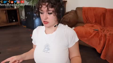 SeraReads online show from November 15, 9:39 am